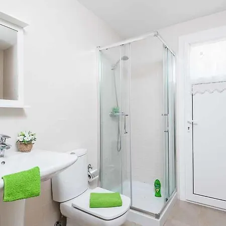 Sleeps 6 Pool Air Con Wifi Villa *