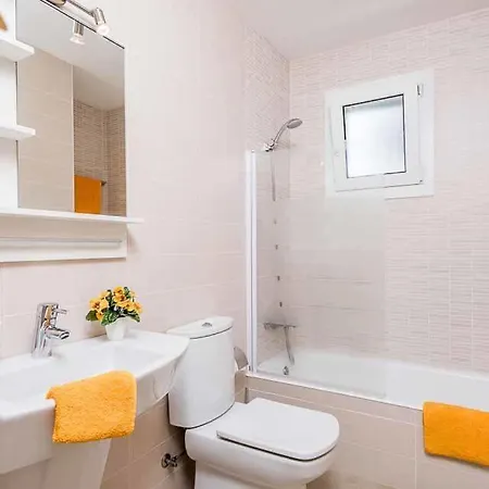 Sleeps 6 Pool Air Con Wifi Villa *